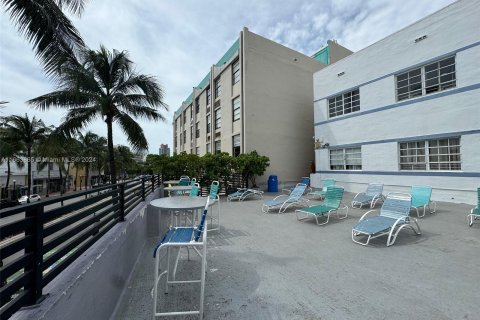 Propiedad comercial en venta en Miami Beach, Florida, 409.79 m2 № 1375449 - foto 12