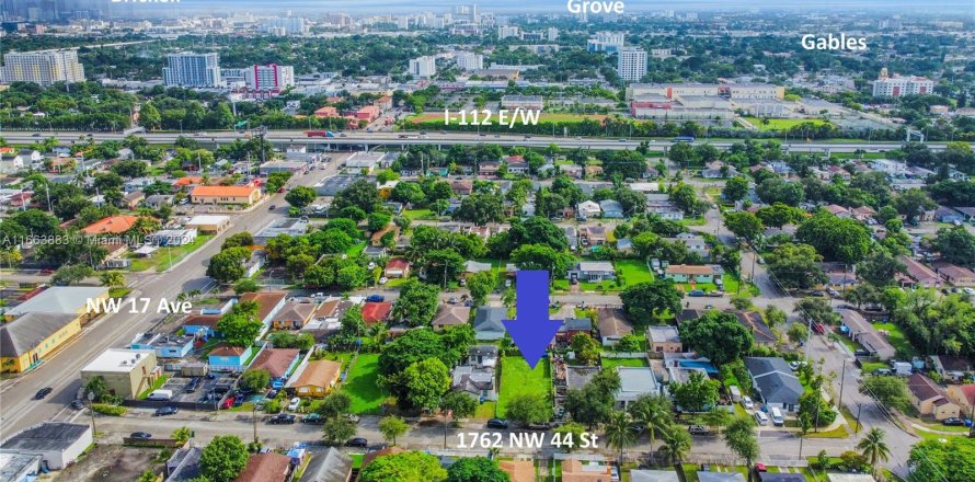 Terreno en Miami, Florida № 1375450