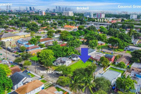 Terreno en venta en Miami, Florida № 1375450 - foto 6