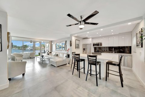 Condominio en venta en Pompano Beach, Florida, 1 dormitorio, 78.97 m2 № 1189704 - foto 16