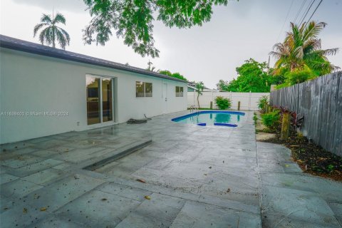 Casa en venta en Boynton Beach, Florida, 4 dormitorios, 160.54 m2 № 1311320 - foto 29