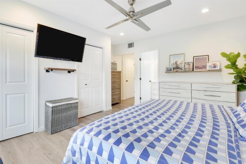 Casa en venta en North Palm Beach, Florida, 3 dormitorios, 163.88 m2 № 990479 - foto 11