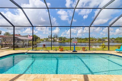 Villa ou maison à vendre à Port Charlotte, Floride: 3 chambres, 246.84 m2 № 1359551 - photo 30