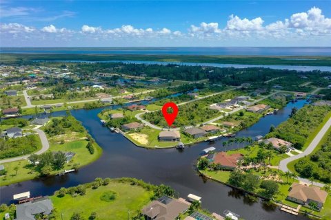 Villa ou maison à vendre à Port Charlotte, Floride: 3 chambres, 246.84 m2 № 1359551 - photo 25