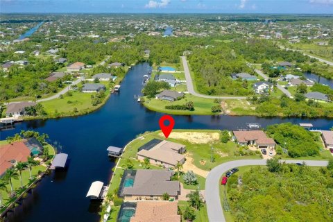 Casa en venta en Port Charlotte, Florida, 3 dormitorios, 246.84 m2 № 1359551 - foto 29