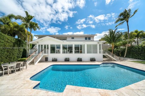 Villa ou maison à vendre à Coral Gables, Floride: 5 chambres, 613.71 m2 № 785131 - photo 3