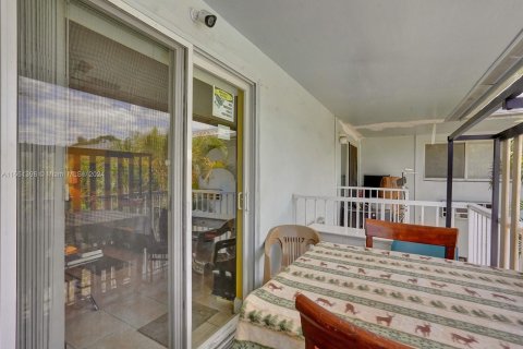 Condominio en venta en Plantation, Florida, 1 dormitorio, 38.65 m2 № 1333558 - foto 16