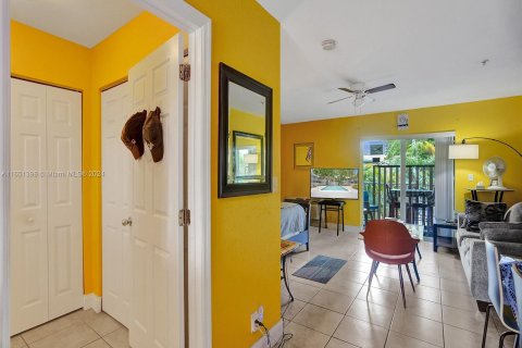 Condominio en venta en Plantation, Florida, 1 dormitorio, 38.65 m2 № 1333558 - foto 13