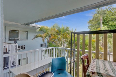 Condominio en venta en Plantation, Florida, 1 dormitorio, 38.65 m2 № 1333558 - foto 15