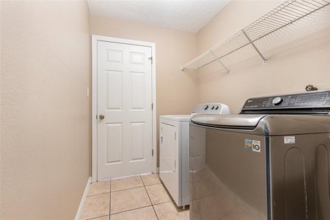 Casa en venta en Oviedo, Florida, 5 dormitorios, 229 m2 № 1395327 - foto 27