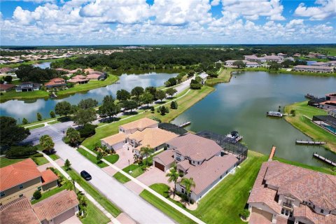 Villa ou maison à vendre à Kissimmee, Floride: 5 chambres, 504.27 m2 № 1286240 - photo 4