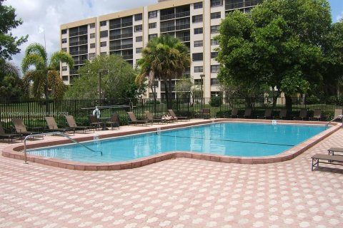 Copropriété à vendre à Deerfield Beach, Floride: 2 chambres, 85.1 m2 № 1396102 - photo 4