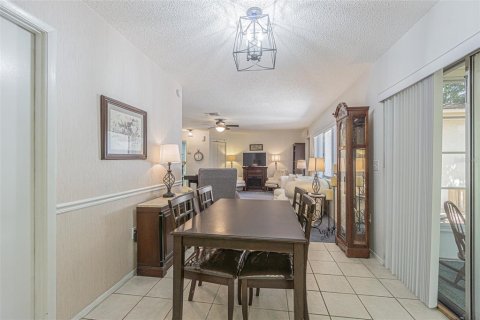 Villa ou maison à vendre à Spring Hill, Floride: 2 chambres, 107.12 m2 № 1301696 - photo 10