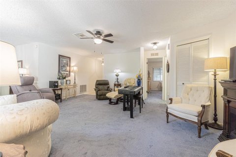 Villa ou maison à vendre à Spring Hill, Floride: 2 chambres, 107.12 m2 № 1301696 - photo 7