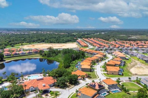 Villa ou maison à vendre à Davenport, Floride: 6 chambres, 263.66 m2 № 1301728 - photo 6