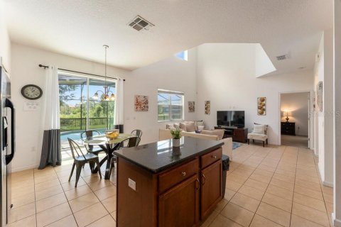 Casa en venta en Davenport, Florida, 6 dormitorios, 263.66 m2 № 1301728 - foto 28