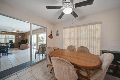 Villa ou maison à vendre à Englewood, Floride: 2 chambres, 162.3 m2 № 1301656 - photo 14