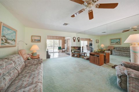 Villa ou maison à vendre à Englewood, Floride: 2 chambres, 162.3 m2 № 1301656 - photo 9