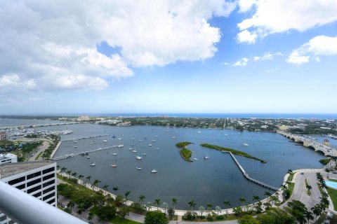 Condominio en venta en West Palm Beach, Florida, 3 dormitorios, 362.13 m2 № 994053 - foto 2