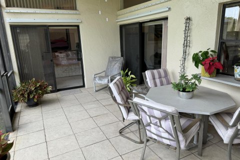 House in Boca Raton, Florida 4 bedrooms, 189.06 sq.m. № 1182427 - photo 15