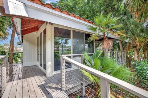 Casa en venta en Deerfield Beach, Florida, 5 dormitorios, 341.97 m2 № 1118733 - foto 25