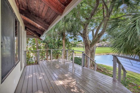 Casa en venta en Deerfield Beach, Florida, 5 dormitorios, 341.97 m2 № 1118733 - foto 22