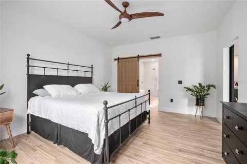 Casa en venta en Deltona, Florida, 3 dormitorios, 159.7 m2 № 1148004 - foto 17