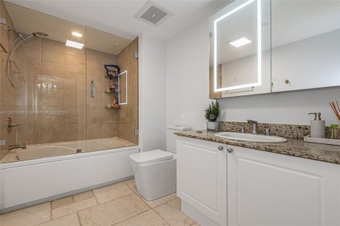 Copropriété à vendre à Aventura, Floride: 2 chambres, 109.16 m2 № 1004784 - photo 27