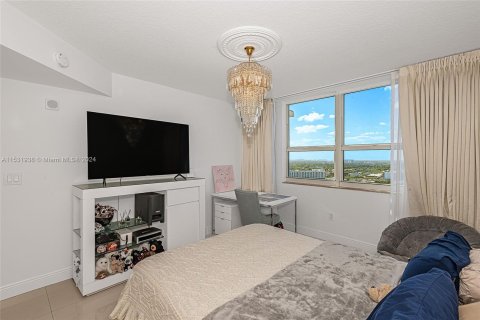 Condo in Aventura, Florida, 2 bedrooms  № 1004784 - photo 23