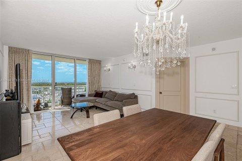 Copropriété à vendre à Aventura, Floride: 2 chambres, 109.16 m2 № 1004784 - photo 5