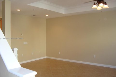 Townhouse in Palm Beach Gardens, Florida 3 bedrooms, 194.72 sq.m. № 1394357 - photo 12