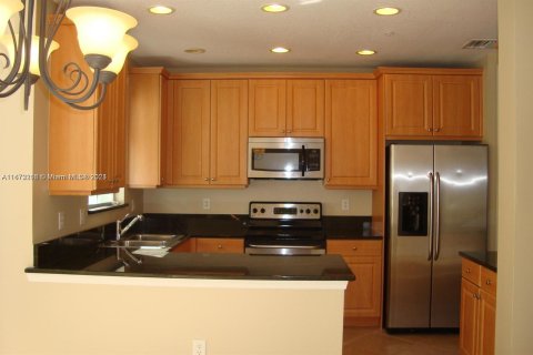 Townhouse in Palm Beach Gardens, Florida 3 bedrooms, 194.72 sq.m. № 1394357 - photo 16