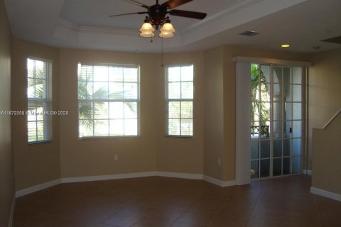 Townhouse in Palm Beach Gardens, Florida 3 bedrooms, 194.72 sq.m. № 1394357 - photo 13