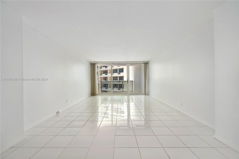 Copropriété à vendre à Hallandale Beach, Floride: 1 chambre, 85.47 m2 № 1394358 - photo 5