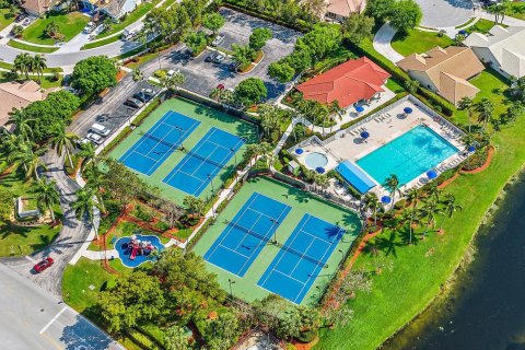 Villa ou maison à vendre à Lake Worth, Floride: 4 chambres, 220.36 m2 № 1118258 - photo 5