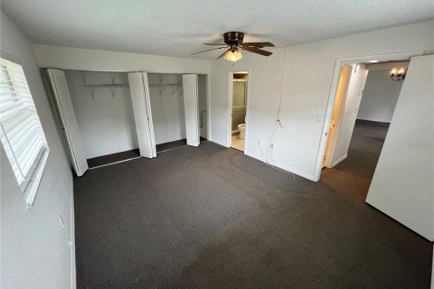 Condo in New Port Richey, Florida, 1 bedroom  № 1376634 - photo 24