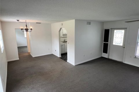 Copropriété à vendre à New Port Richey, Floride: 1 chambre, 72.37 m2 № 1376634 - photo 17