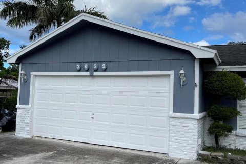 House in Lake Worth, Florida 3 bedrooms, 218.32 sq.m. № 759805 - photo 28