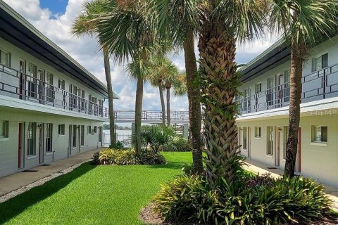 Copropriété à vendre à Orlando, Floride: 2 chambres, 77.29 m2 № 1384971 - photo 1