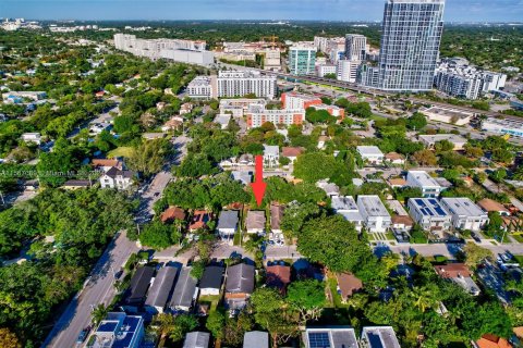 Купить земельный участок в Майами, Флорида № 1104102 - фото 3