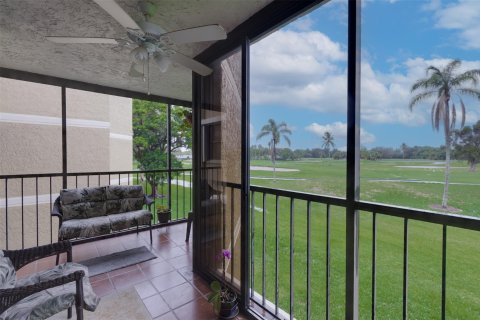 Copropriété à vendre à Weston, Floride: 2 chambres, 117.06 m2 № 1231568 - photo 17