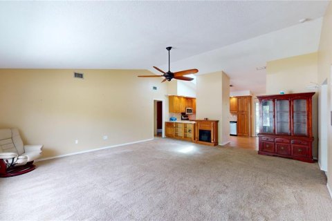 House in Port Charlotte, Florida 3 bedrooms, 157.93 sq.m. № 1414318 - photo 5