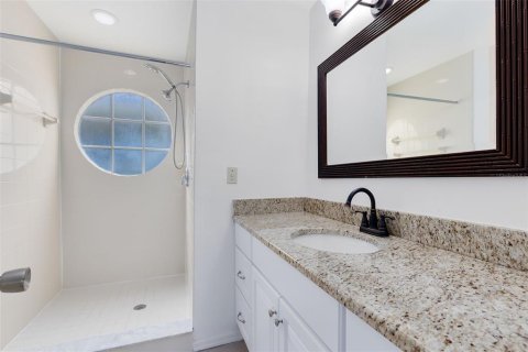 Condo in Kissimmee, Florida, 2 bedrooms  № 1340698 - photo 22