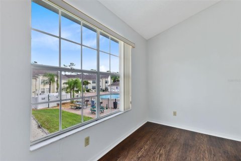 Condo in Kissimmee, Florida, 2 bedrooms  № 1340698 - photo 15