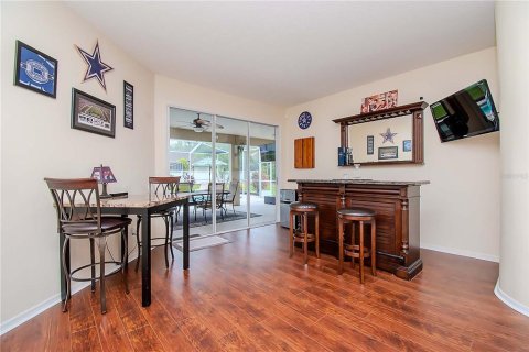 Villa ou maison à vendre à Tampa, Floride: 4 chambres, 257.43 m2 № 1340733 - photo 6