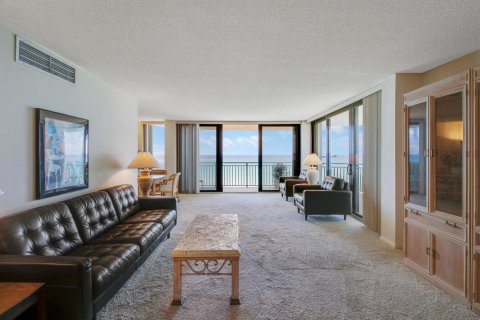 Condo in Riviera Beach, Florida, 2 bedrooms  № 1221676 - photo 21