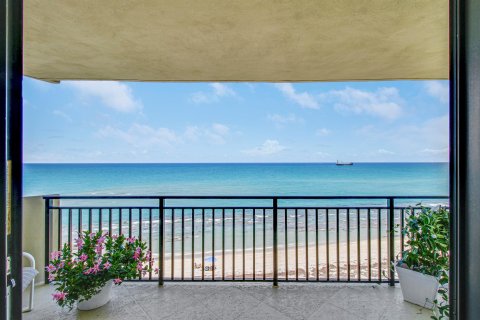 Condo in Riviera Beach, Florida, 2 bedrooms  № 1221676 - photo 23