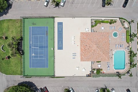 Condominio en venta en Riviera Beach, Florida, 2 dormitorios, 132.29 m2 № 1221676 - foto 3