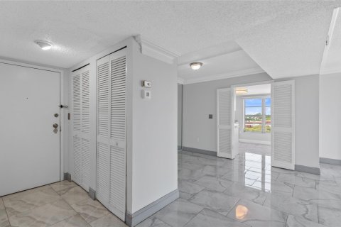 Condominio en venta en Lauderhill, Florida, 2 dormitorios, 93.65 m2 № 1175170 - foto 10