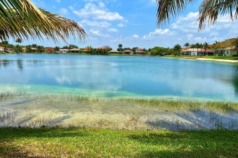 Villa ou maison à vendre à Homestead, Floride: 4 chambres, 191.38 m2 № 1221661 - photo 1